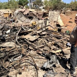 israilden lubnana hava saldirisi rIr9eXNK