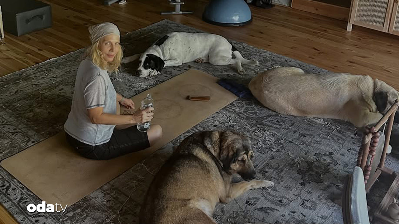 sertab erenerden duygusal veda rb3yaQic