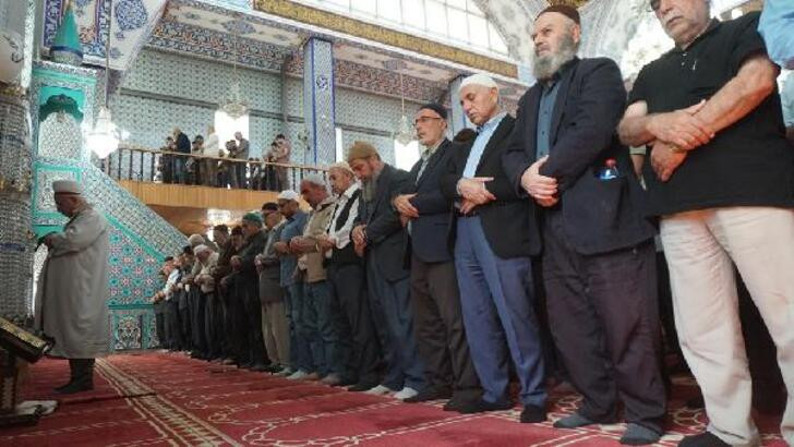 Cuma Namazı Süresi