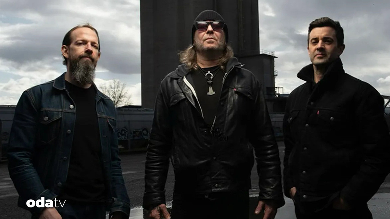 grammy odullu high on fire istanbulda CkaaSq7R.jpg