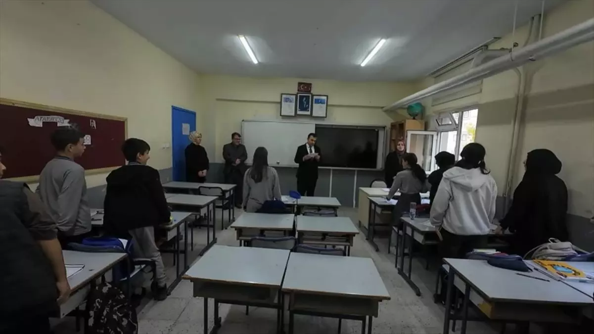 kaymakam dogancidan lgs sinavina hazirlanan ogrencilere moral ziyareti n4i71E5S.jpg